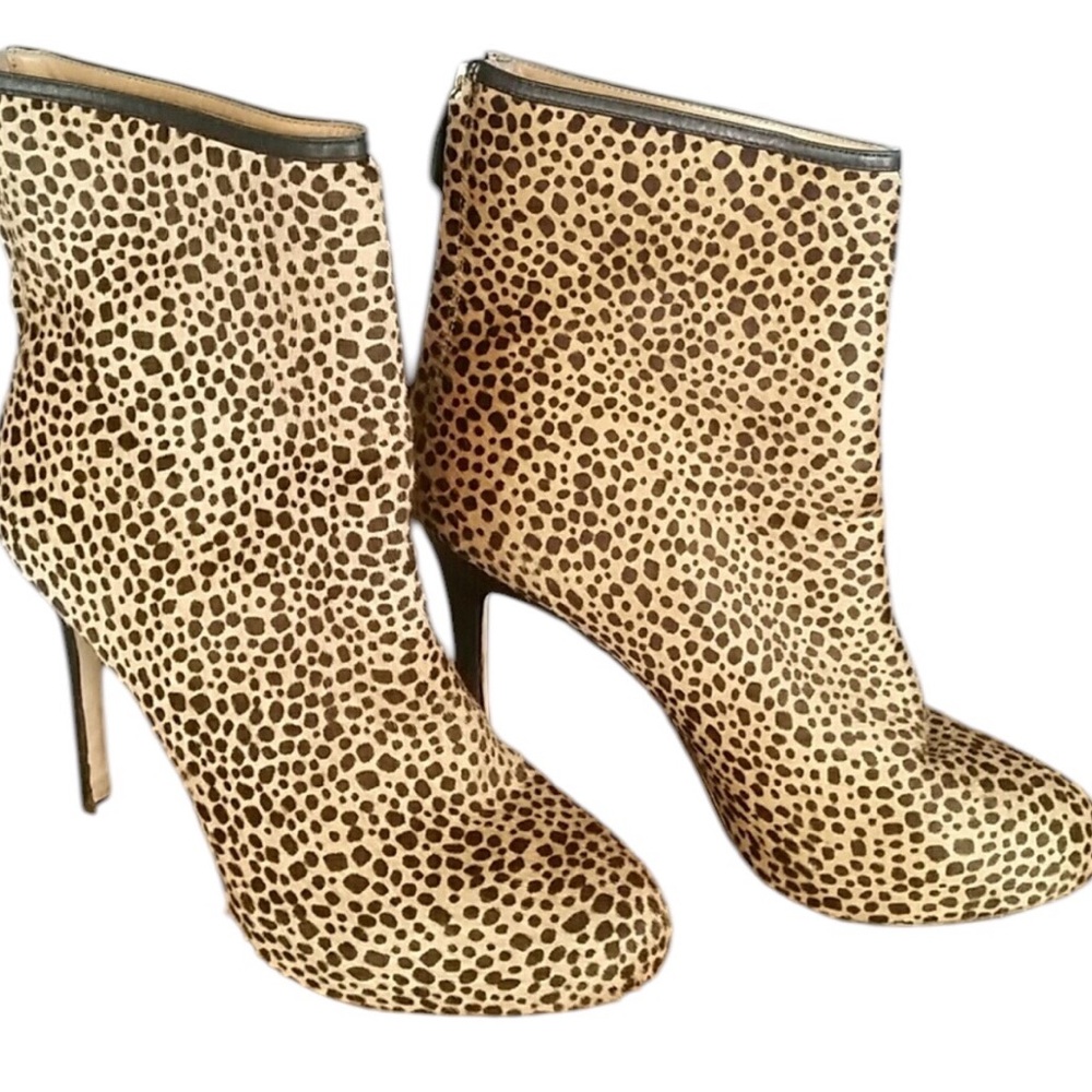 Ann Taylor cheetah/leopard caramel platform cowhide platform booties size 8.5